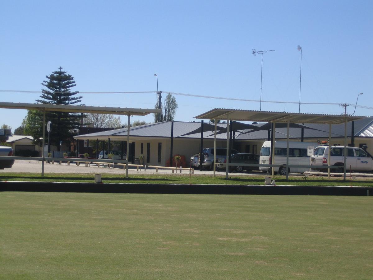 Balranald Club Motel Экстерьер фото